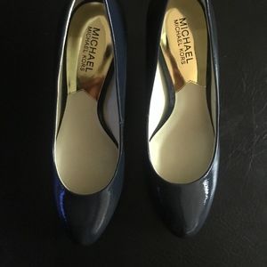 MICHAEL Michael Kors Classic Heel